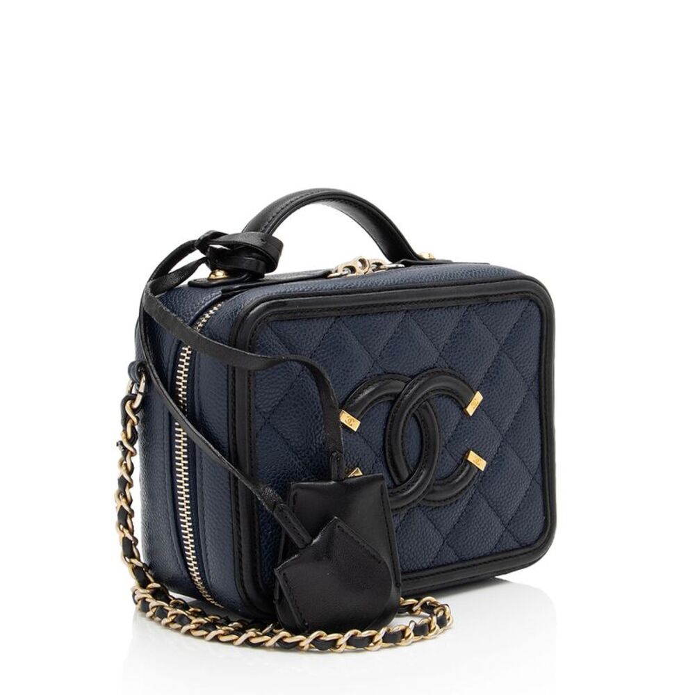 Chanel Caviar Leather CC Filigree Small Vanity Case - Picture 2 of 13